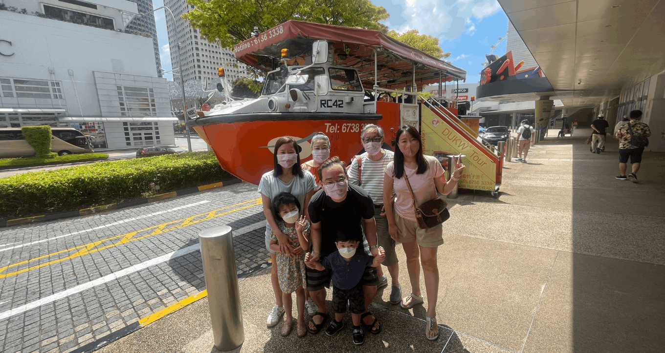 Family Tour on Captain Explorer DUKW (DUCK) Singapore