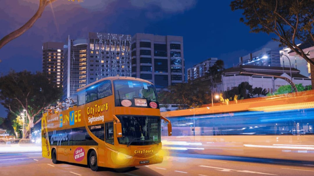 FunVee Open Top Bus in the City for a unique group experience during Singapore’s 2025 New Year Countdown