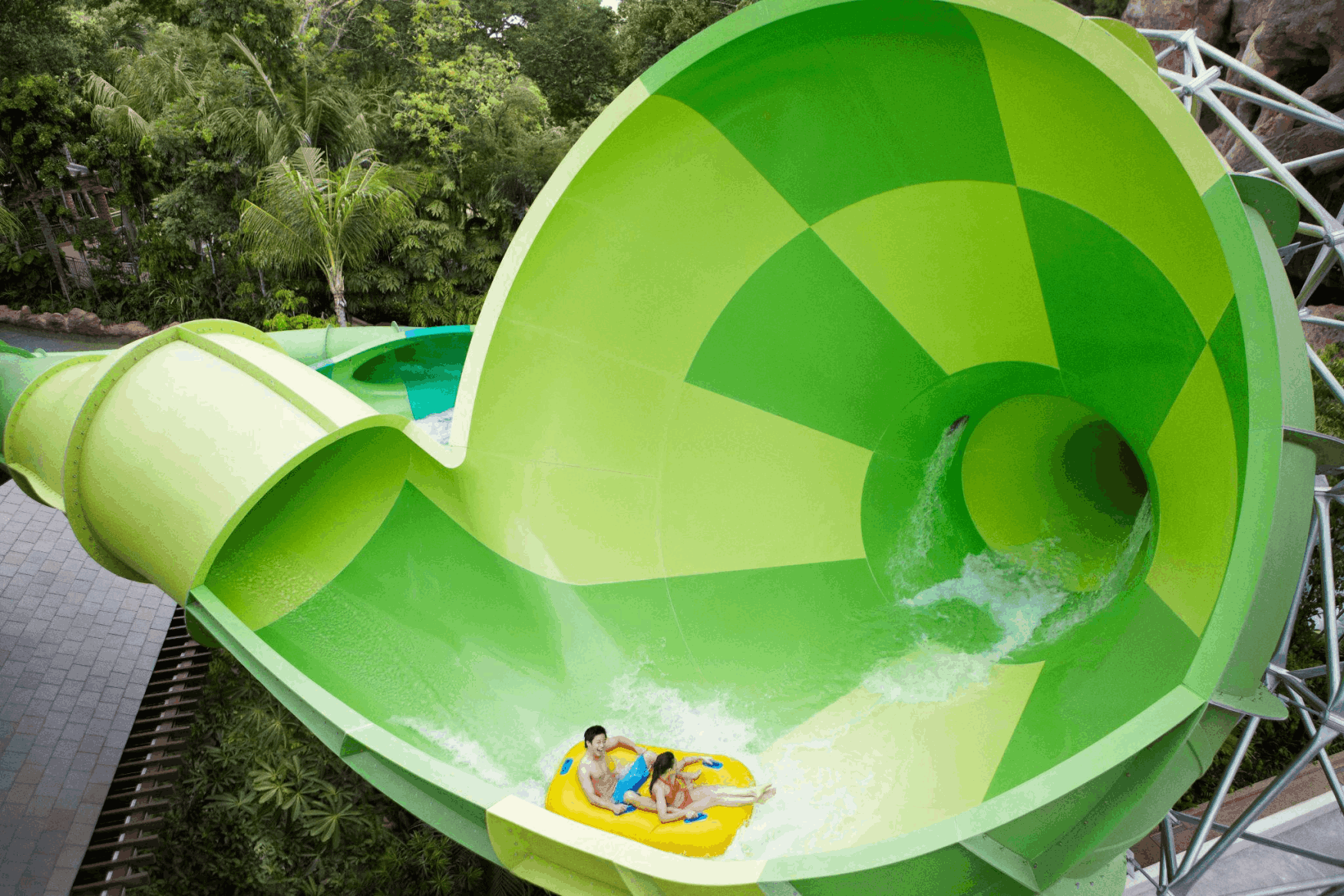 Singapore Adventure Cove Waterpark with Family